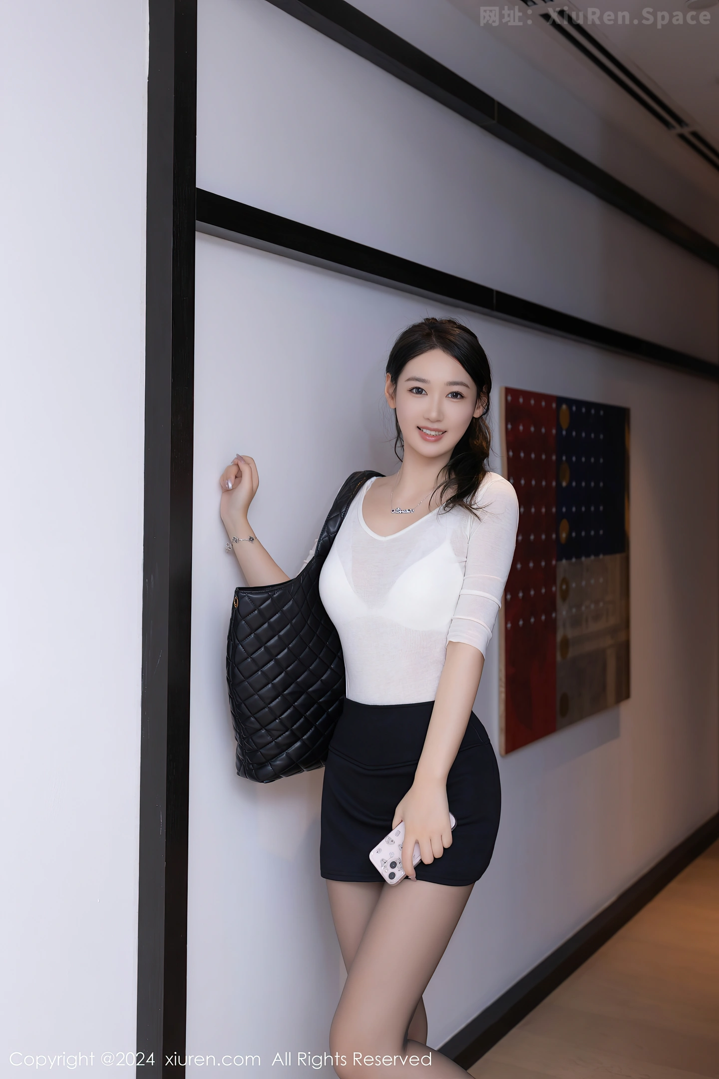 图片[3]-[XiuRen秀人网] VOL.9036 模特唐安琪性感白色上衣露白色内衣配超薄黑丝秀美腿诱惑写真84P-秀人网官方网站